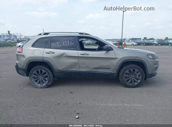 1C4PJMMX5MD133314 2021 JEEP CHEROKEE Beige უკანა სალონის ხედი