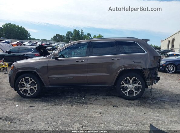1C4RJEBGXJC275032 2018 JEEP GRAND CHEROKEE Brown 