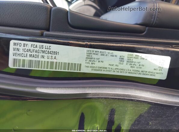 1C4RJFAG7MC842891 2021 JEEP GRAND CHEROKEE Черный Вид подкапотного пространства