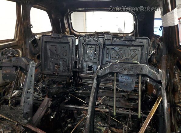 1C4RJFBG2JC127902 2018 JEEP GRAND Burn Rear seats view