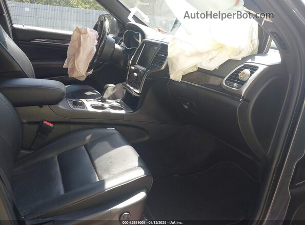 1C4RJFCT4JC459075 2018 JEEP GRAND CHEROKEE Gray Front interior view