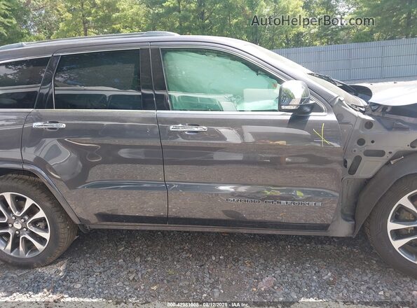 1C4RJFCT4JC459075 2018 JEEP GRAND CHEROKEE Gray Rear interior view