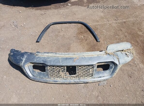 1C4RJFLTXJC502818 2018 JEEP GRAND CHEROKEE Silver Instrument cluster view