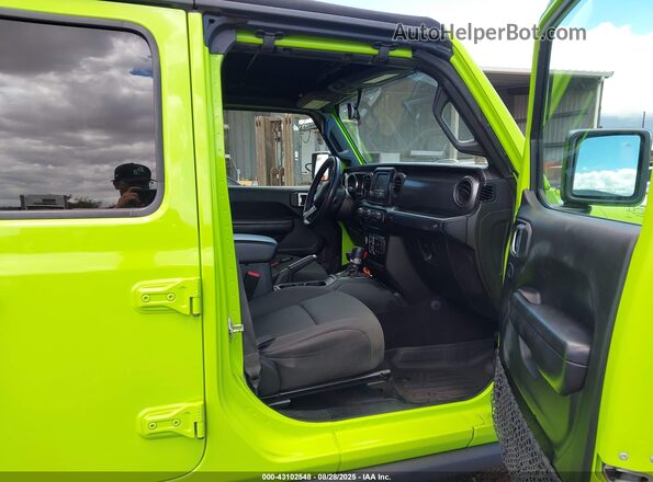 1C6HJTAG9ML619155 2021 JEEP GLADIATOR Зеленый Вид салона спереди