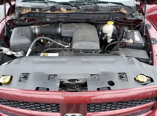 1C6RR7FG2HS707005 2017 RAM 1500 Maroon Vista interior trasera