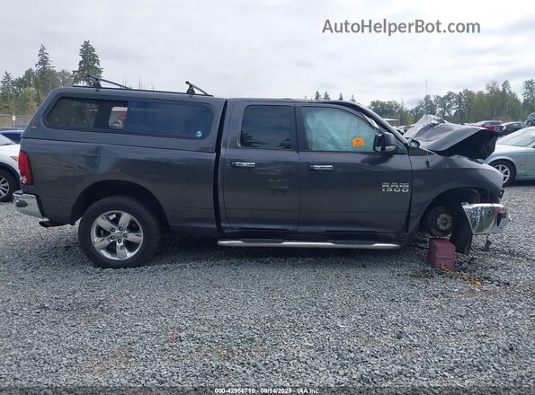 1C6RR7GGXJS218694 2018 RAM 1500 Gray Widok wnętrza 360 stopni