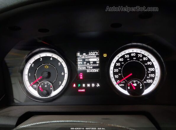 1C6RR7KT1JS271370 2018 RAM 1500 Черный Вид задних сидений