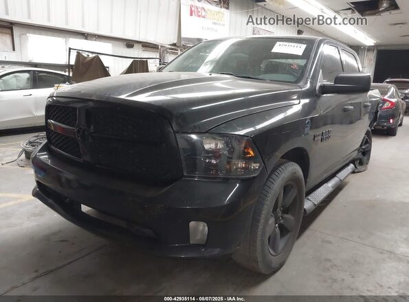 1C6RR7KT1JS271370 2018 RAM 1500 Черный Передняя левая четверть