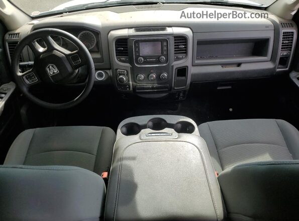 1C6RR7KT3JS294519 2018 RAM 1500 White Dashboard view
