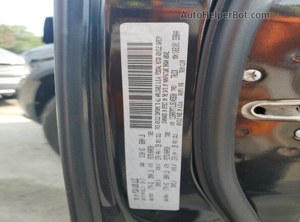 1C6RR7MT1JS145930 2018 RAM 1500 Black Engine compartment view