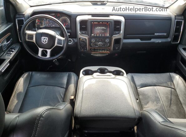 1C6RR7NG1JS284506 2018 RAM 1500 Угольный Вид панели приборов