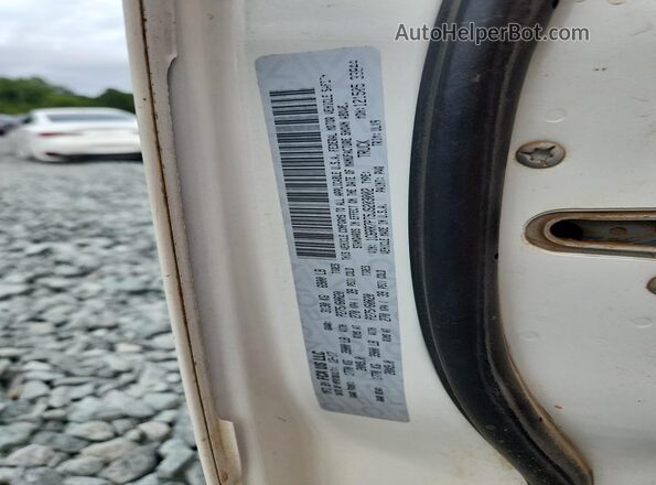 1C6RR7PT5JS203002 2018 RAM 1500 White Engine compartment view