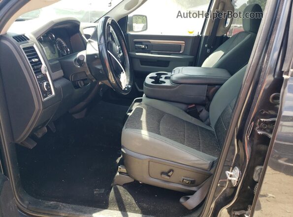 1C6RR7TT1JS151907 2018 RAM 1500 Gray Вид салону спереду