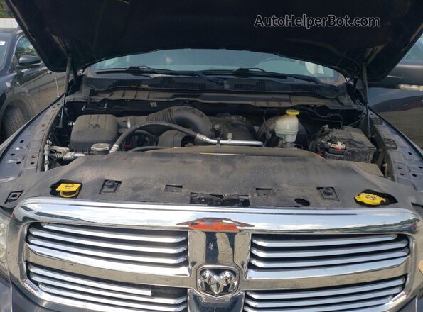 1C6RR7TT1JS151907 2018 RAM 1500 Gray Вид задньої частини салону