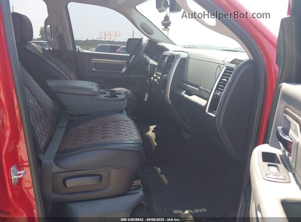 1C6RR7TT8JS127779 2018 RAM 1500 Red Front interior view