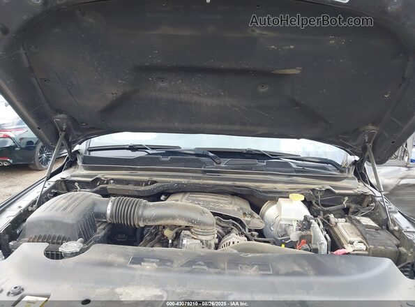 1C6RREBT0NN202372 2022 RAM 1500 Серый Вид сзади