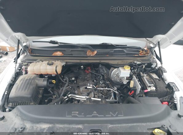 1C6RREFG4MN689457 2021 RAM 1500 White Вид ззаду