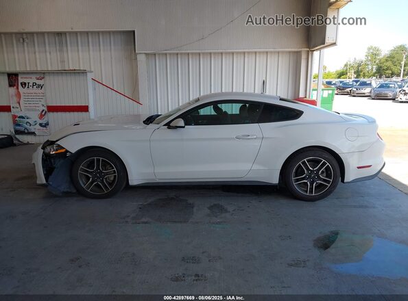 1FA6P8TH7J5115565 2018 FORD MUSTANG White Vista interior de 360 grados