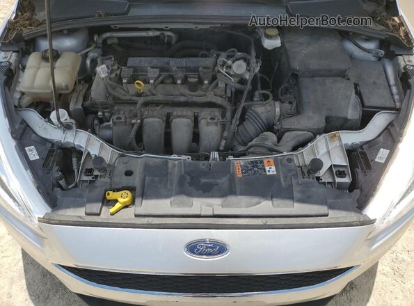 1FADP3E24JL223253 2018 FORD FOCUS Silver Widok wnętrza z tyłu