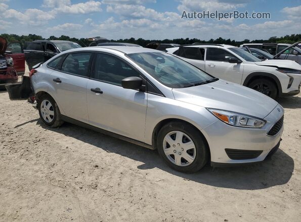 1FADP3E24JL223253 2018 FORD FOCUS Silver Przód prawy