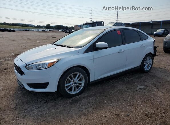 1FADP3F21JL214699 2018 FORD FOCUS White Vista tres cuartos delantera izquierda