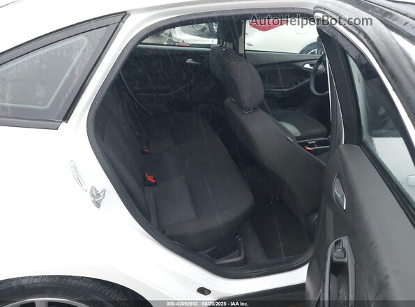 1FADP3F21JL277480 2018 FORD FOCUS White VIN კოდის სტიკერის ხედი
