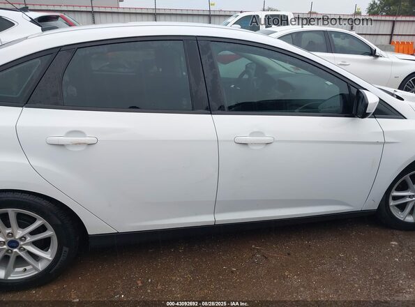 1FADP3F21JL277480 2018 FORD FOCUS White უკანა სალონის ხედი