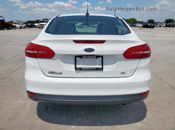 1FADP3F28JL288637 2018 FORD FOCUS White Widok z tyłu
