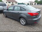 2018 Ford Focus Se Gray vin: 1FADP3F29JL279784