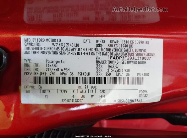 1FADP3F29JL319037 2018 FORD FOCUS Red Engine compartment view