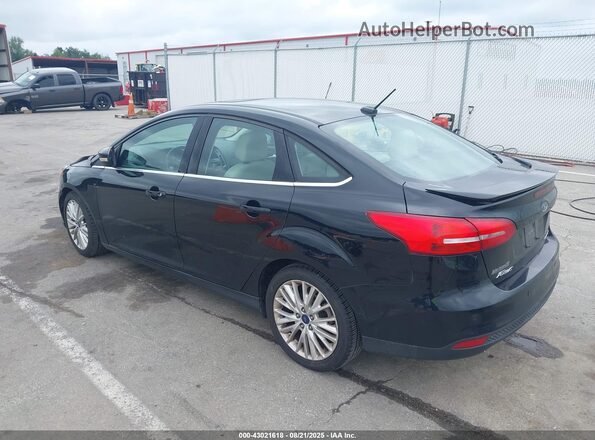 1FADP3J25JL273391 2018 FORD FOCUS Черный Задняя левая четверть