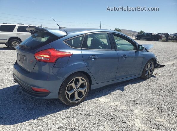 1FADP3L99JL293590 2018 FORD FOCUS Blue Trasero derecho