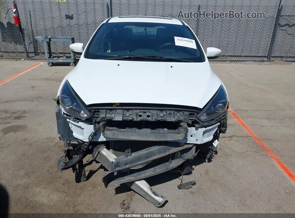 1FADP3L9XGL297558 2016 FORD FOCUS ST White Դիմացի տեսք