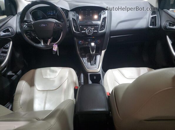 1FADP3N26JL279470 2018 FORD FOCUS Gold Widok deski rozdzielczej