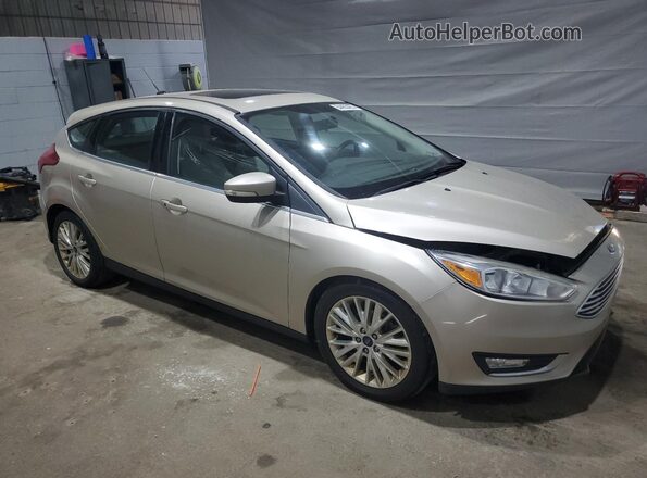 1FADP3N26JL279470 2018 FORD FOCUS Gold Przód prawy