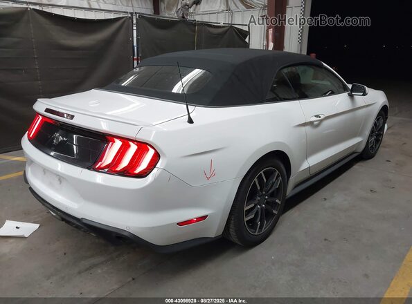 1FATP8UH1J5145274 2018 FORD MUSTANG White Задня права чверть