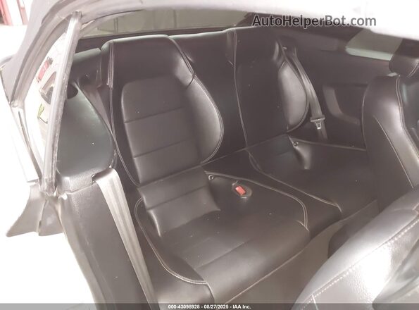 1FATP8UH1J5145274 2018 FORD MUSTANG White Вид наклейки з VIN-кодом