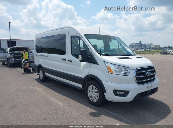1FBAX2C80LKA43280 2020 FORD PASSENGER Белый Передняя правая четверть