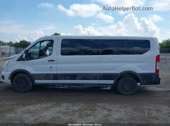 1FBAX2YG9LKA44203 2020 FORD PASSENGER Белый Панорамный вид салона 360°