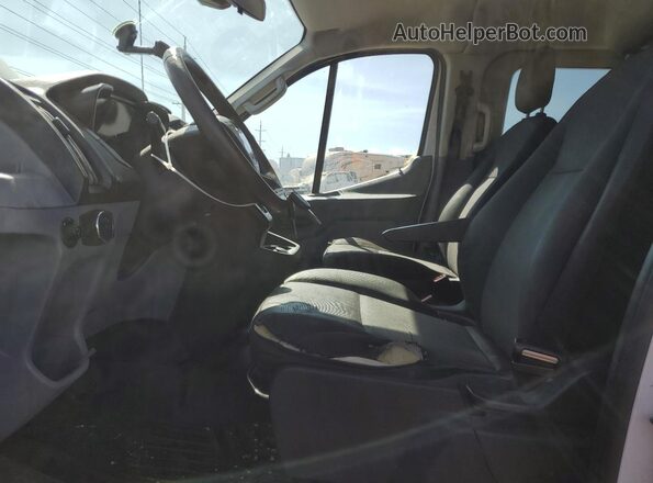 1FBZX2YM0JKA90122 2018 FORD TRANSIT White Front interior view