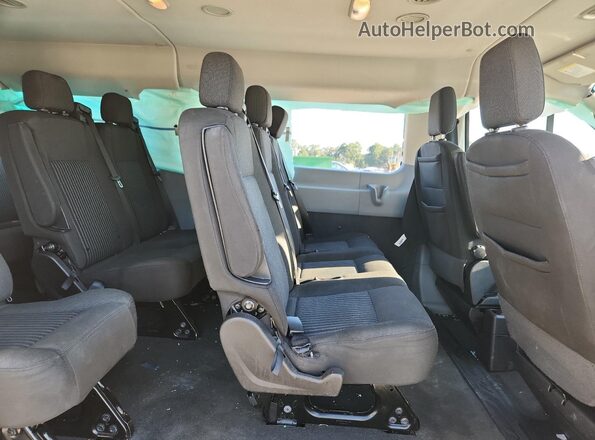 1FBZX2ZM1JKA29120 2018 FORD TRANSIT White Widok wnętrza z tyłu