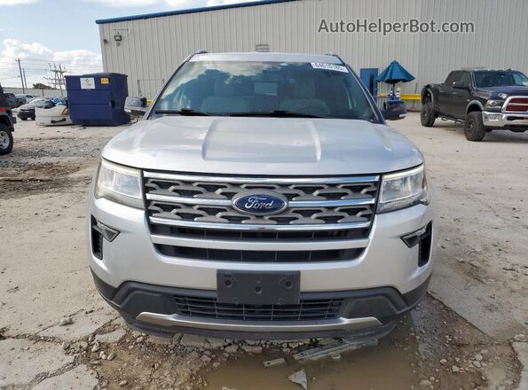 1FM5K7D81JGA76601 2018 FORD FORD EXPLORER Silver Вид спереду