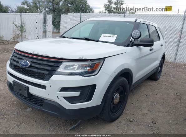 1FM5K8AR7JGC17545 2018 FORD POLICE INTERCEPTOR White Передня ліва чверть