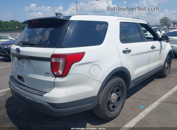 1FM5K8AR9JGC18244 2018 FORD POLICE INTERCEPTOR White უკანა მარჯვენა