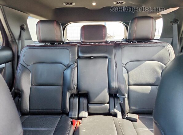 1FM5K8GT1JGC93281 2018 FORD FORD EXPLORER Red Vista de los asientos traseros