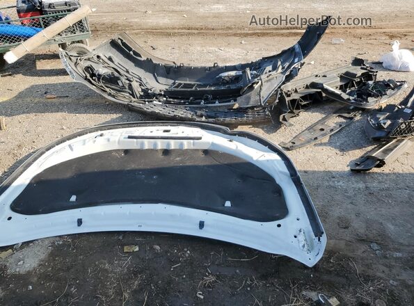 1FM5K8HT2JGC05921 2018 FORD FORD EXPLORER Белый Вид наклейки с VIN-кодом