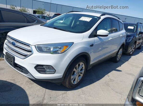 1FMCU0GD3JUA25314 2018 FORD ESCAPE White Front left
