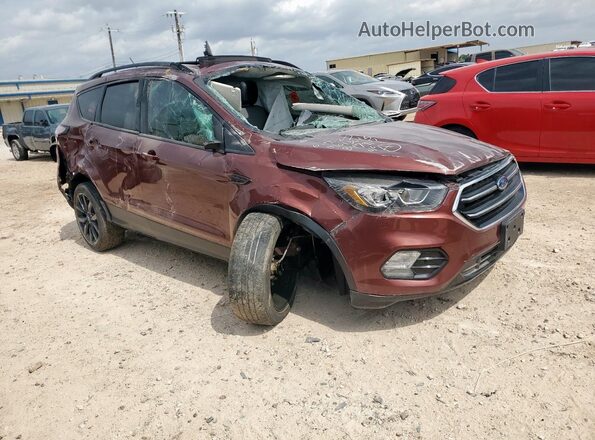 1FMCU0GD7JUB47917 2018 FORD ESCAPE Maroon Przód prawy