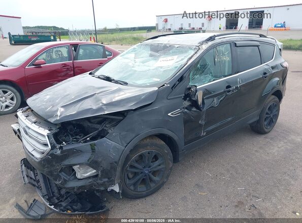 1FMCU9GD0JUB13662 2018 FORD ESCAPE Черный Вид спереди