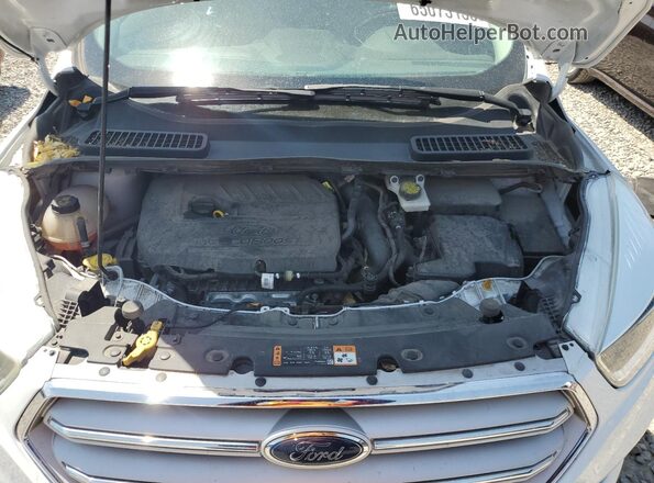 1FMCU9GD1JUB23293 2018 FORD ESCAPE White Vista interior trasera